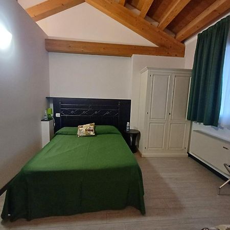 Arneroni Villa Codogne Luaran gambar